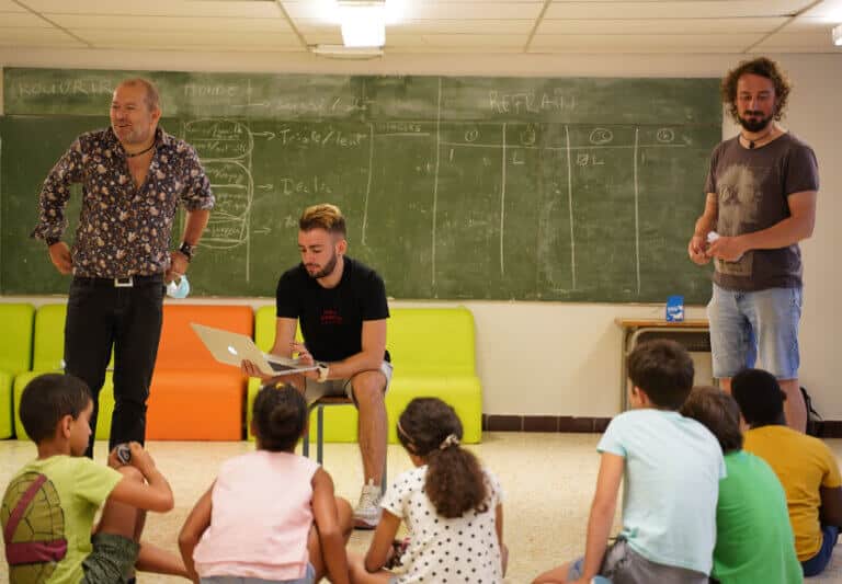 Atelier au centre social nord projet Rouvrir le monde